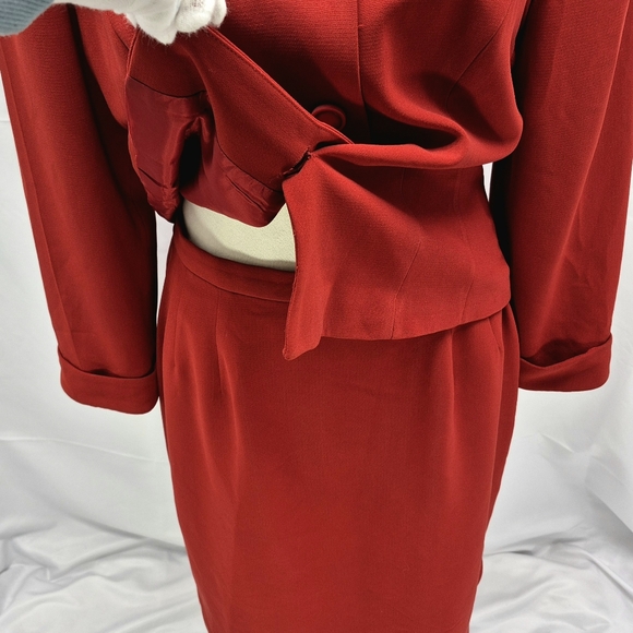 Vintage Donna Morgan Red Skirt Suit Set Business Career Casual Size 10 - Picture 4 of 16